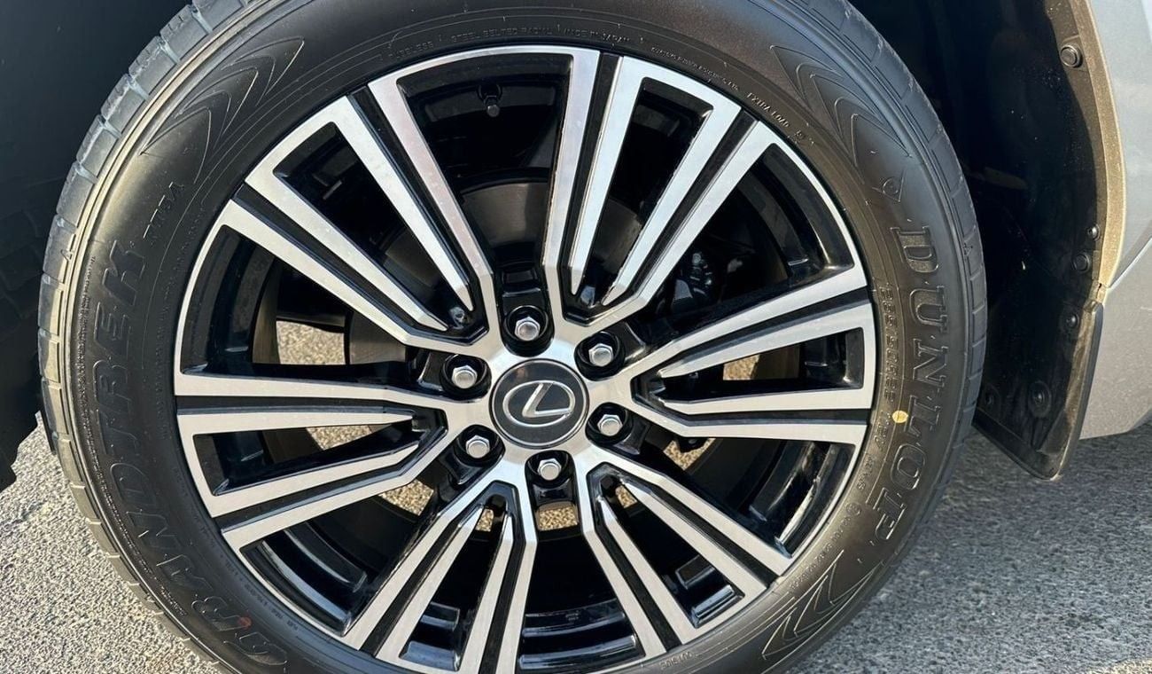 Lexus LX 500 Enhancement package DIESEL auto rear Entertainment 7 seater