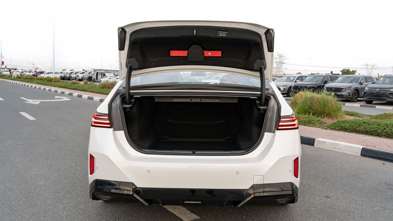 بي أم دبليو 525 2026 | BMW 5 SERIES 525LI M SPORT [ EXPORT ONLY ]