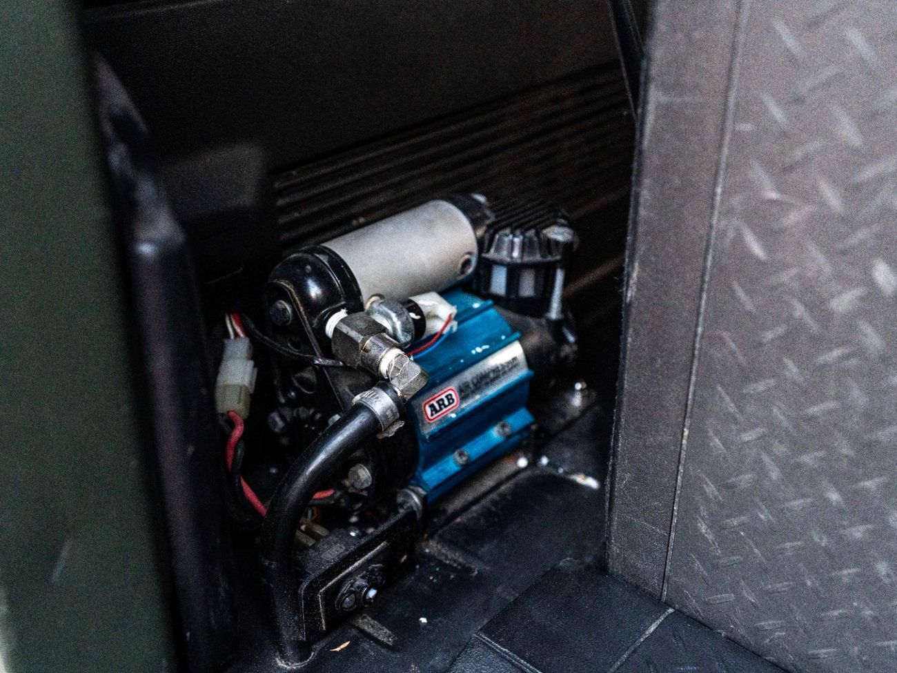 سوزوكي جيمني 1.5L GL (M/T)