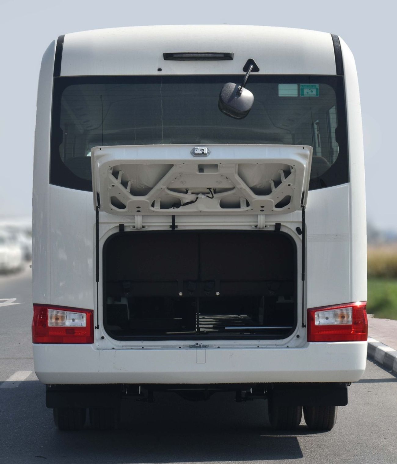 تويوتا كوستر 2.7L (23-Seater)