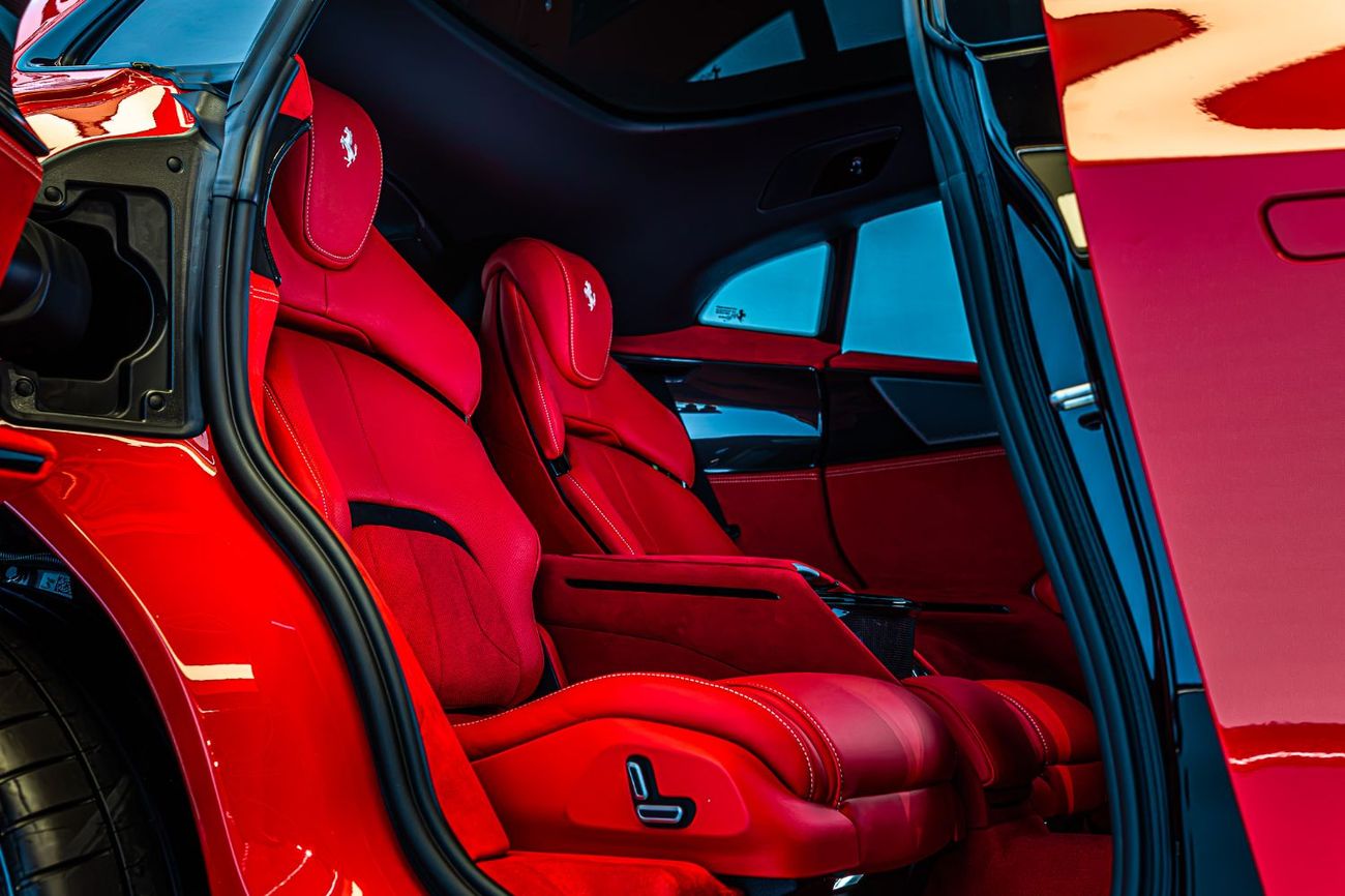 Ferrari Purosangue STANDARD | Rosso Corsa | Full Carbon | Fully Loaded