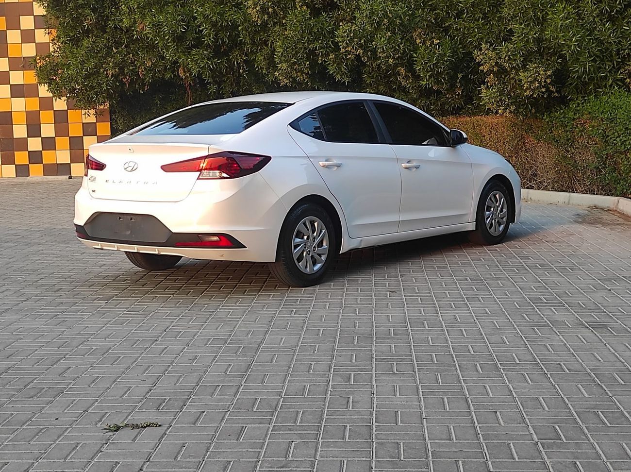هيونداي إلانترا Comfort 2.0L Hyundai Elantra 2020 2.0 usa full automatic