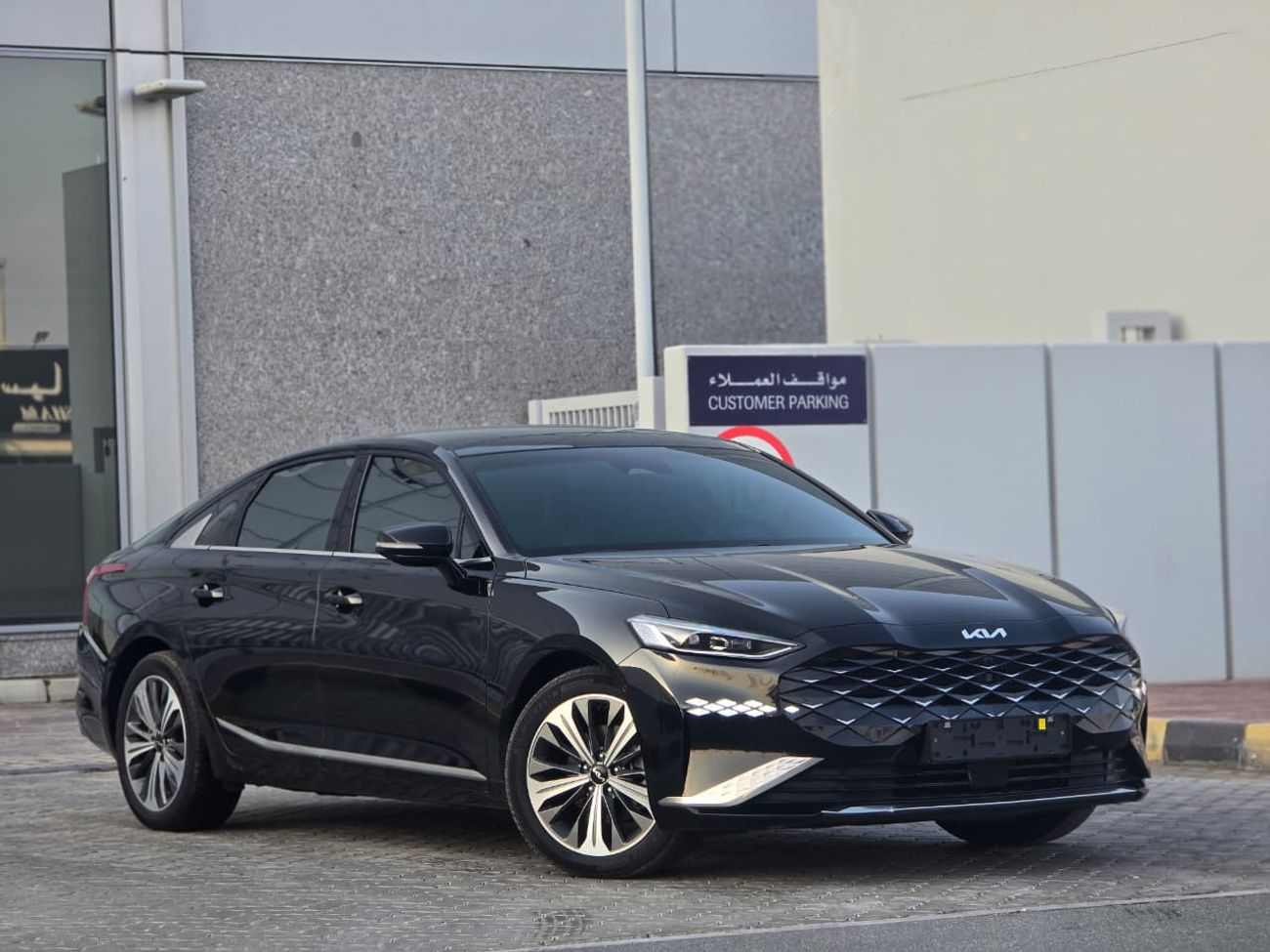 Kia K8 Hybrid 1.6T KIA K8 2024 // KOREAN // ORGINAL PAINT // 2KEYS // FULL OPITION // PERFECT CONDITION // 