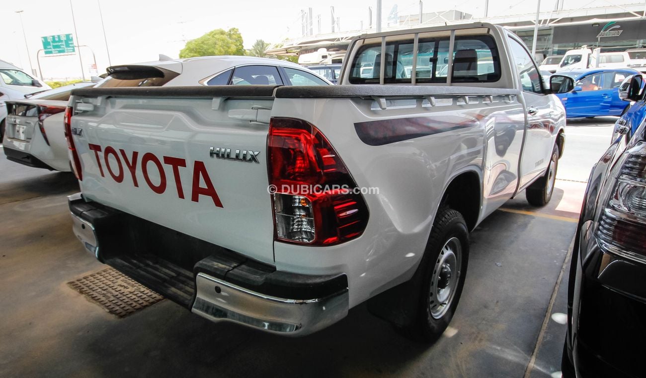 Toyota Hilux 2.4L Diesel SC - For Export Only