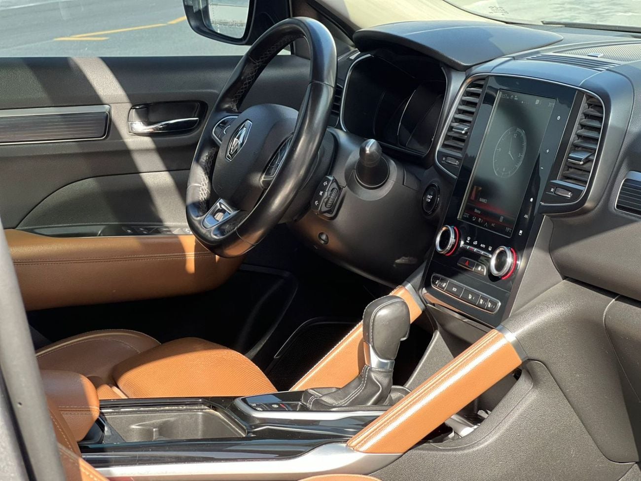 Renault Koleos 2022 Renault Koleos Limited Edition 2.5L 4x4 CVT Smooth Gear - Full Panoramic View - Front & Sensor