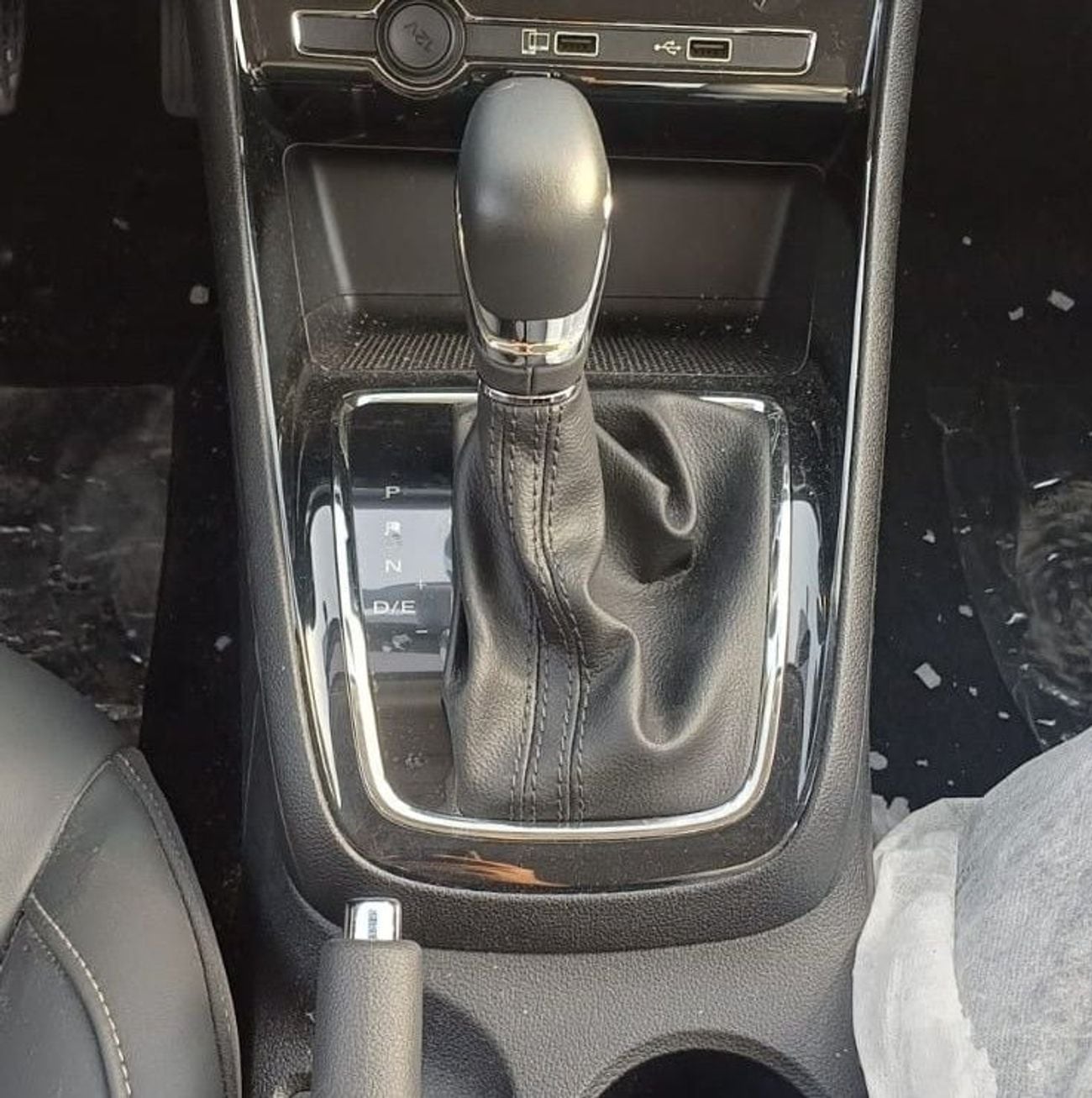 MG 5 LUX MG 5 COLOR WHITE MODEL 2025