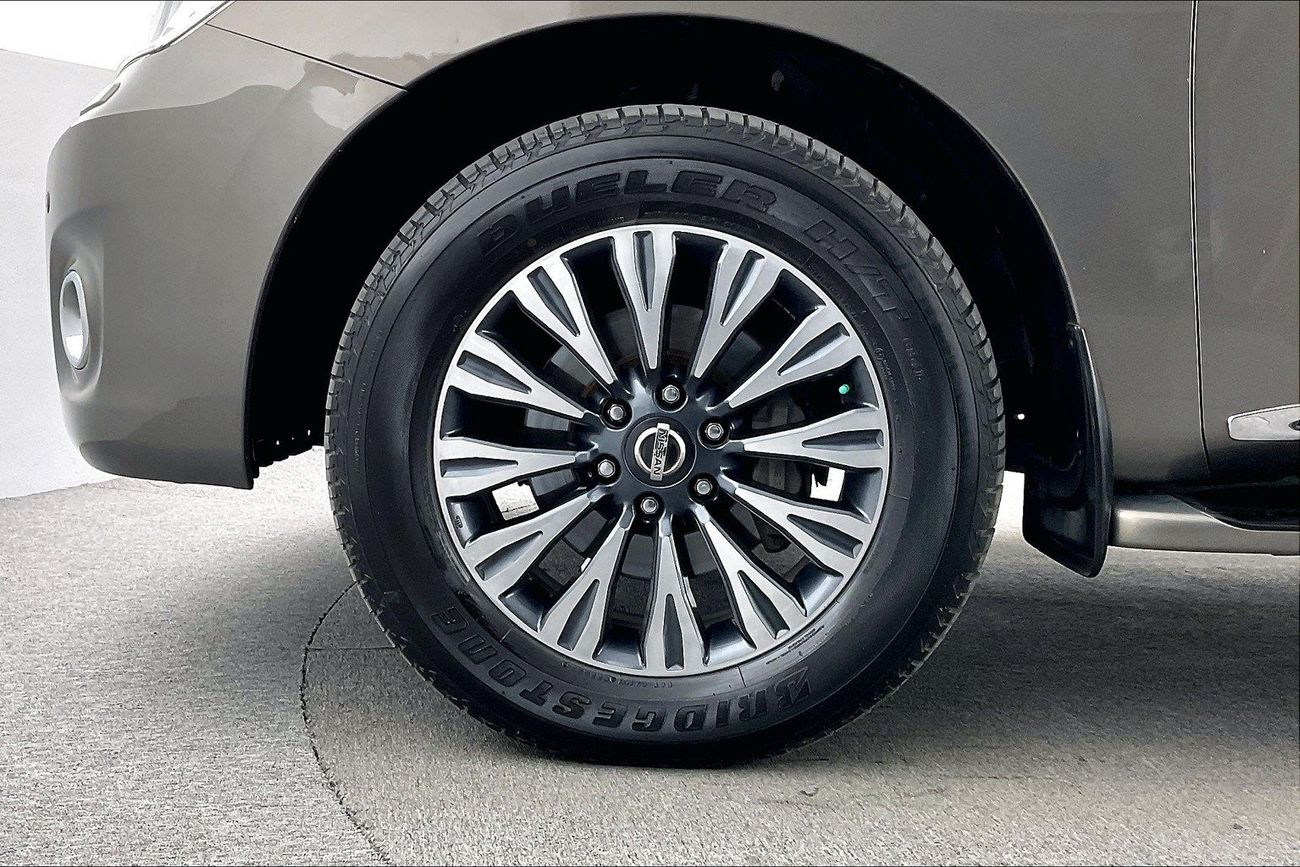 Mercedes-Benz GLS 450 Premium + (AMG Package) | Guaranteed Warranty | 0 Down Payment