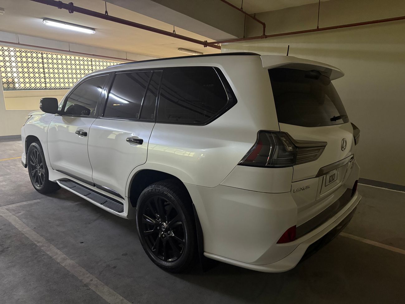 لكزس LX 570