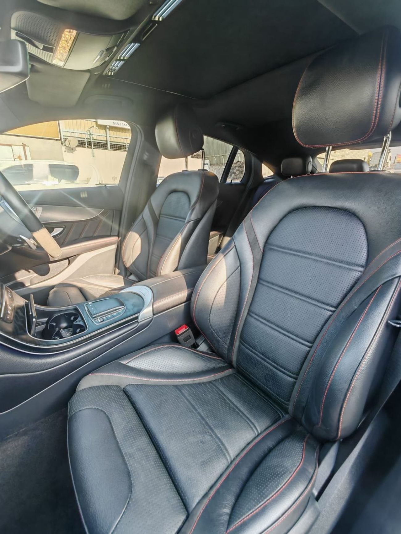 Mercedes-Benz GLC 300 Coupe 2.0L