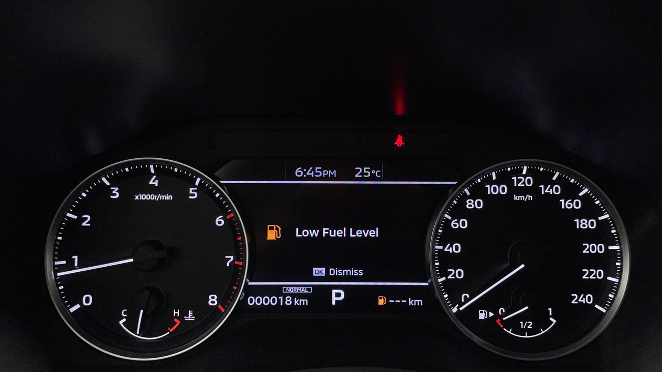 ميتسوبيشي آوتلاندر MIDLINE PLUS 2.5 | بدون دفعة مقدمة | اختبار القيادة في المنزل