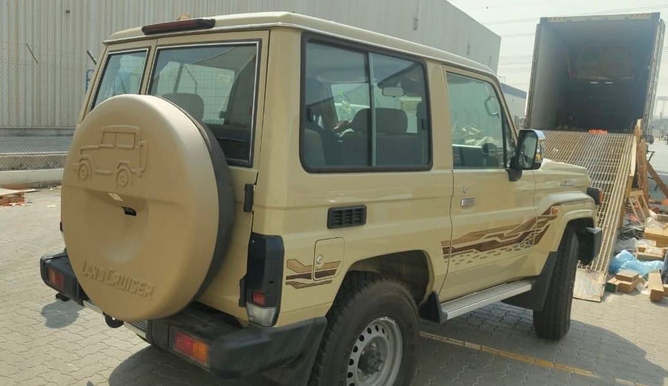 Toyota Land Cruiser 70 Toyota LC71 2.8 AT mid option Saudi 2024