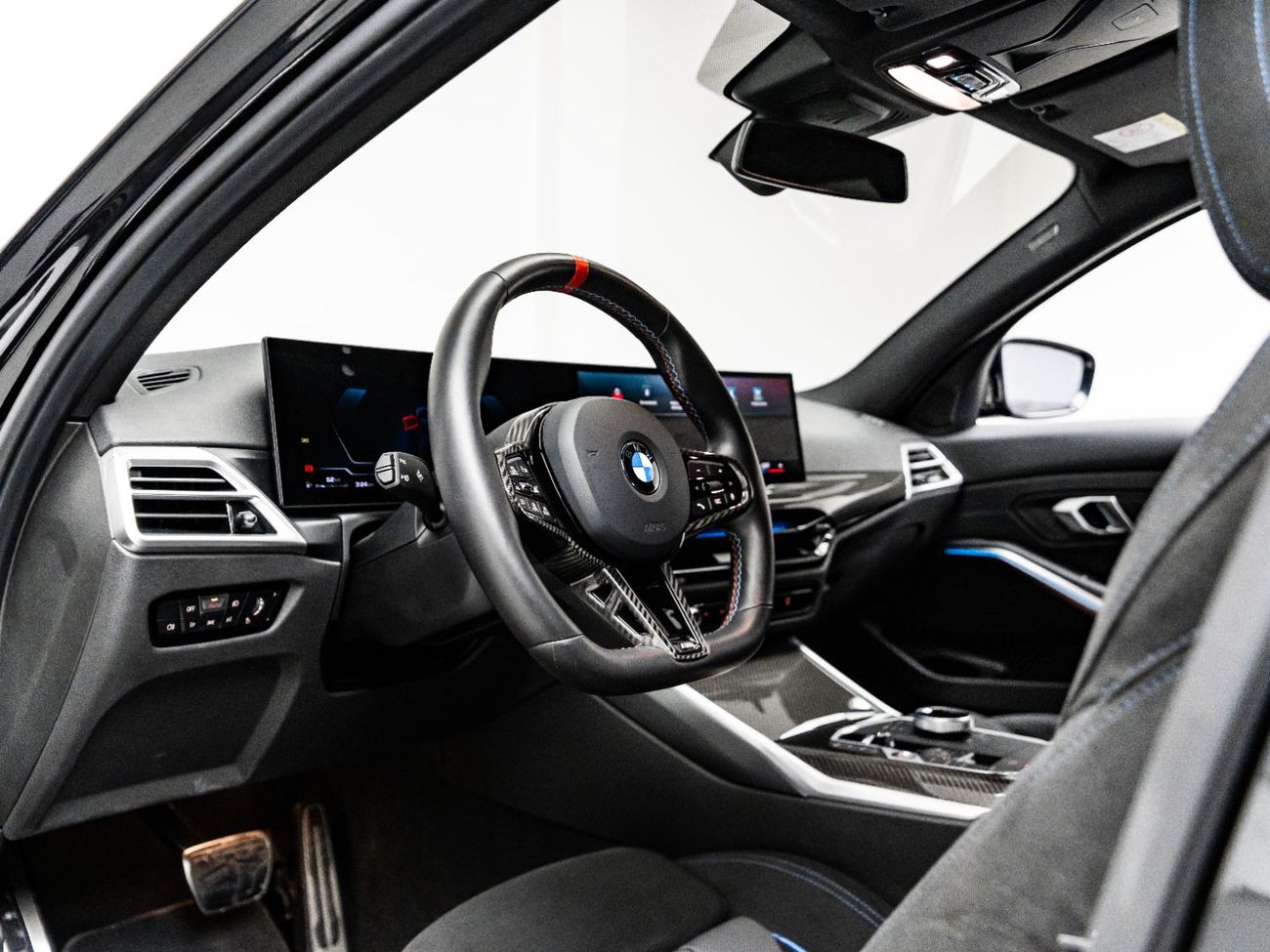 BMW M340i Std 3.0L 2025 BMW M340i xDrive, 2030 BMW Warranty + Service Contract, Low KMs, GCC