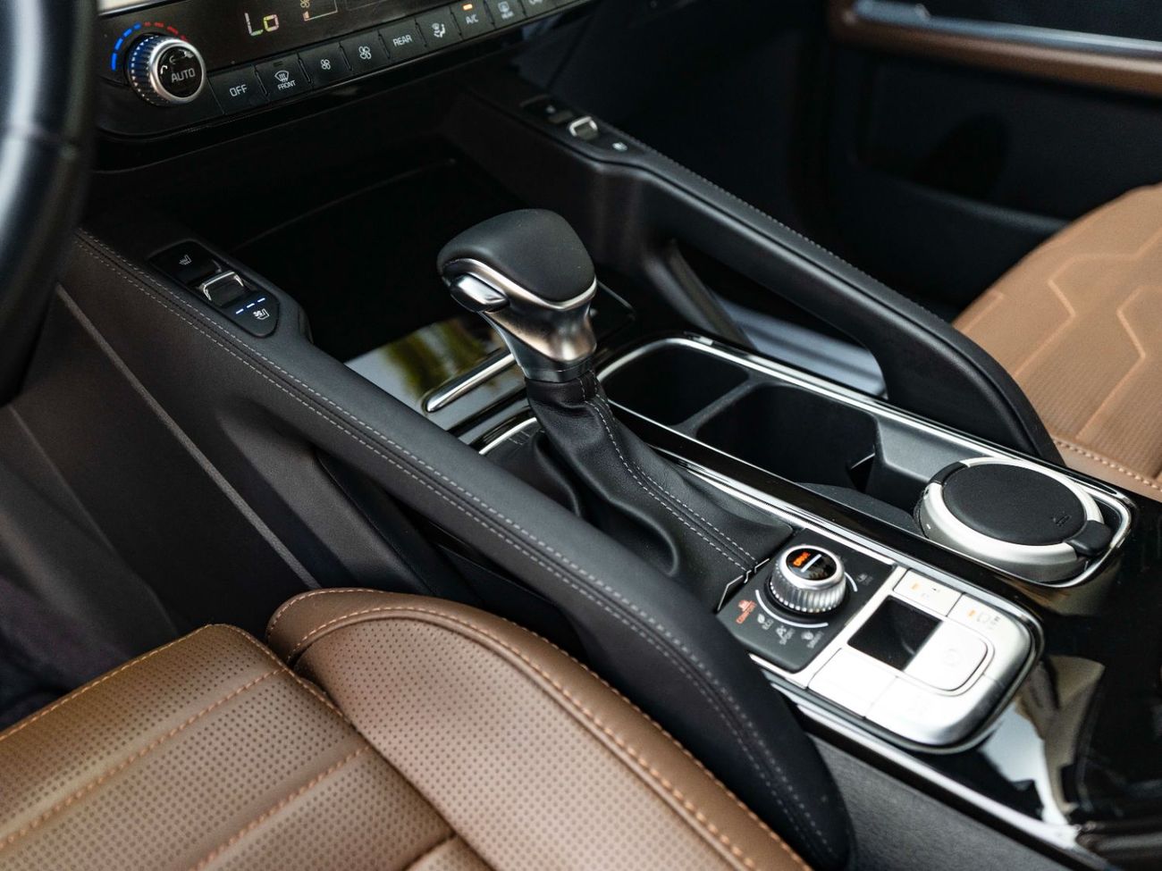 Kia Telluride LX 3.8L (291 HP)