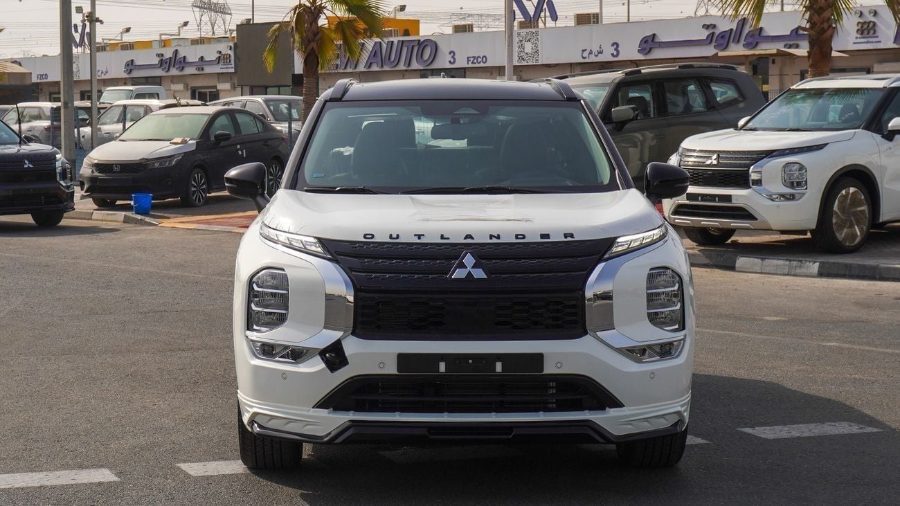 Mitsubishi Outlander Brand New Mitsubishi Outlander HighLine 2025 for Export 2.5L Petrol A/T|White/Black|OUTLANDER-HL-25-