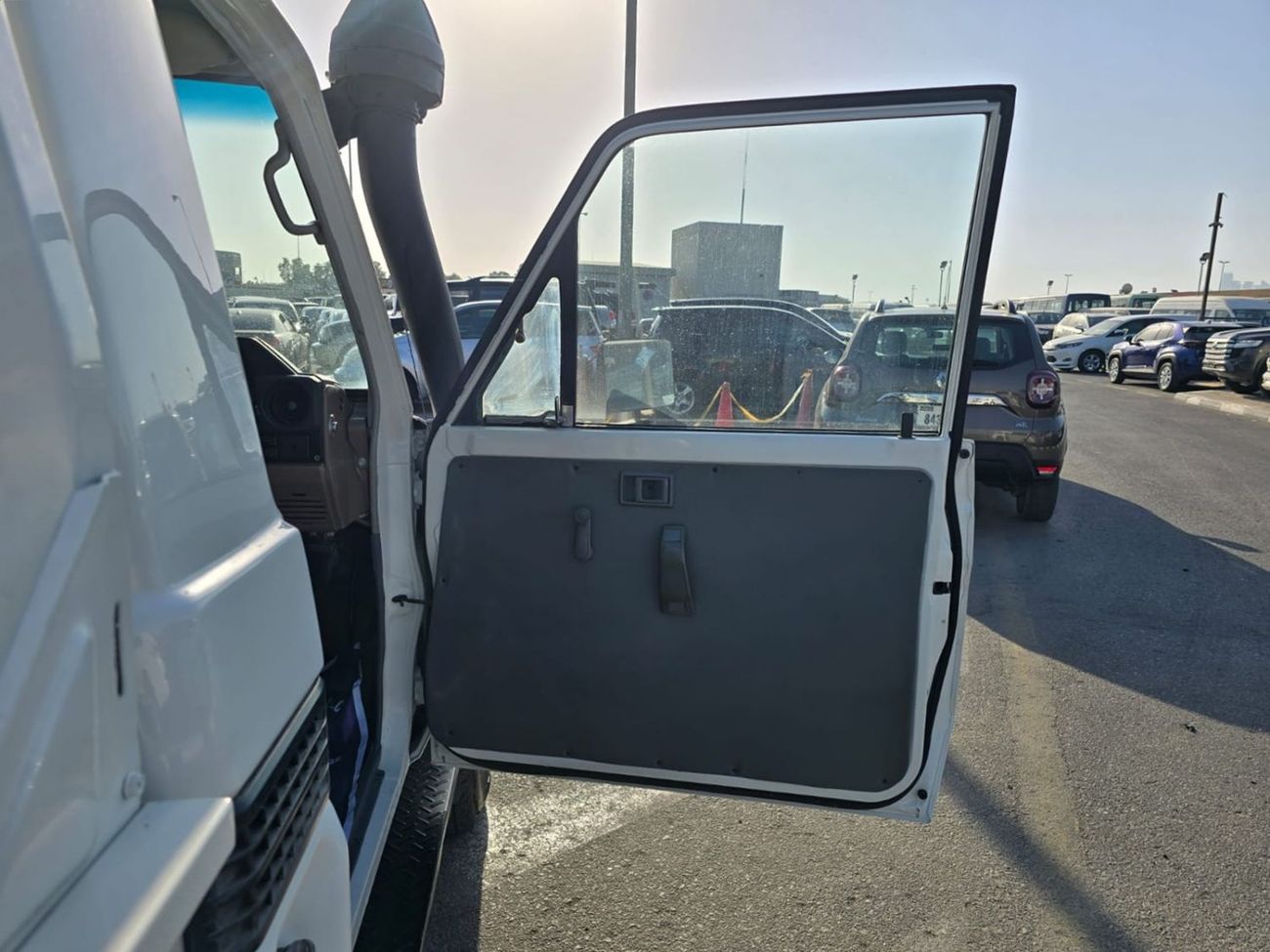 Toyota Land Cruiser Pick Up TOYOTA LAND CRUISER PICK UP RHD 2005 MODEL 4.2 L DIESEL MANUAL(PM52734)