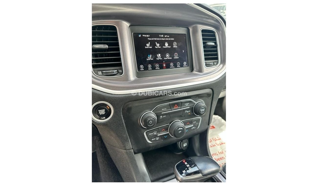 Dodge Charger 3.6L SXT (Base)