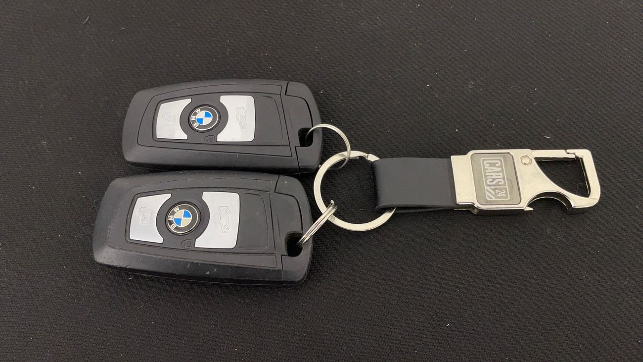 BMW 318i EXECUTIVE 1.5 | Zero Down Payment | Home Test Drive