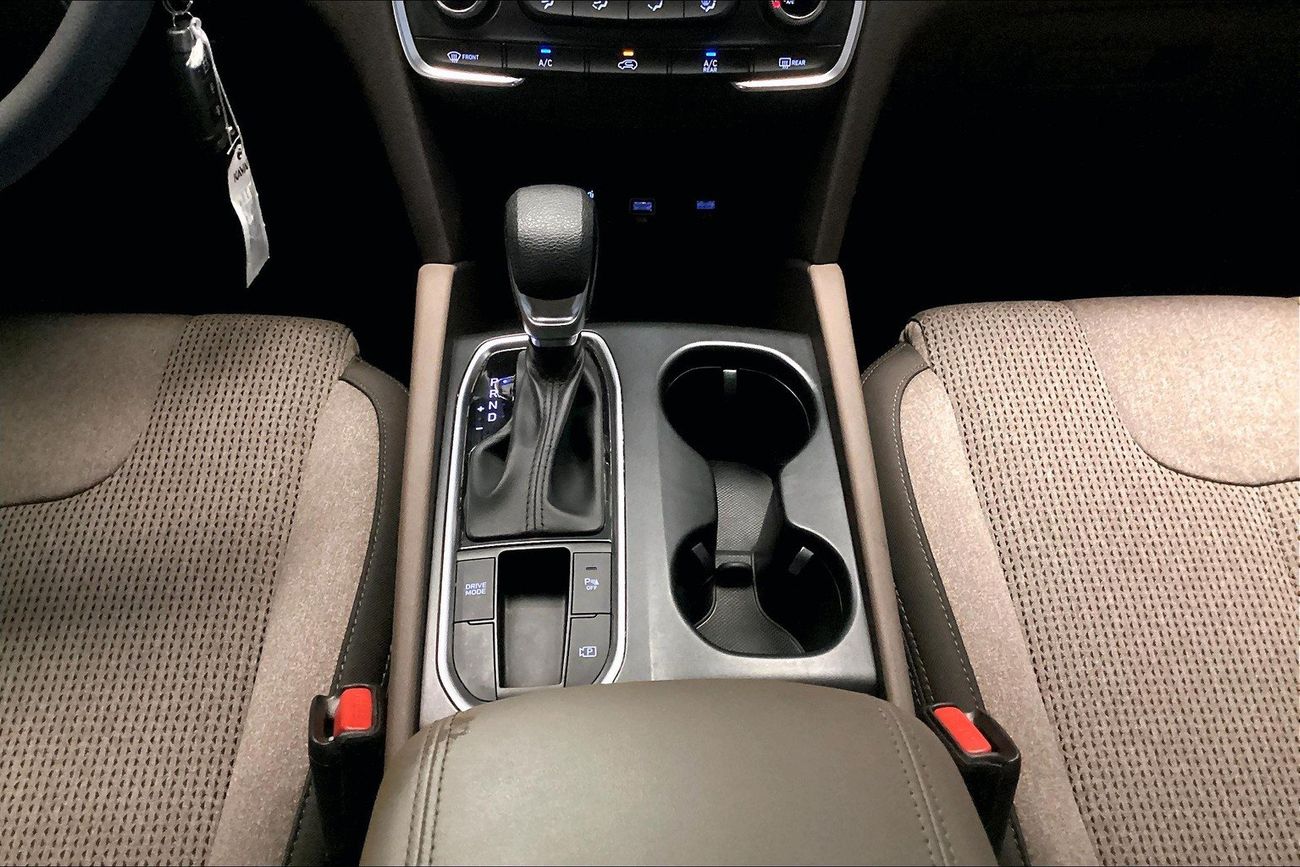 Hyundai Santa Fe Smart | National Day Celebration | Guaranteed Warranty | 0 Down Payment