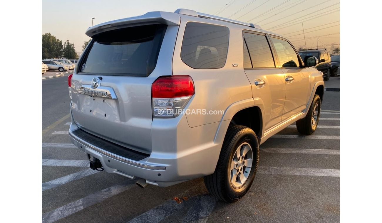 Toyota 4Runner 2010 TOYOTA 4RUNNER SR5 WITH SUNROOF Mid Option / Only Export / Beautifully Maintained Vehicle