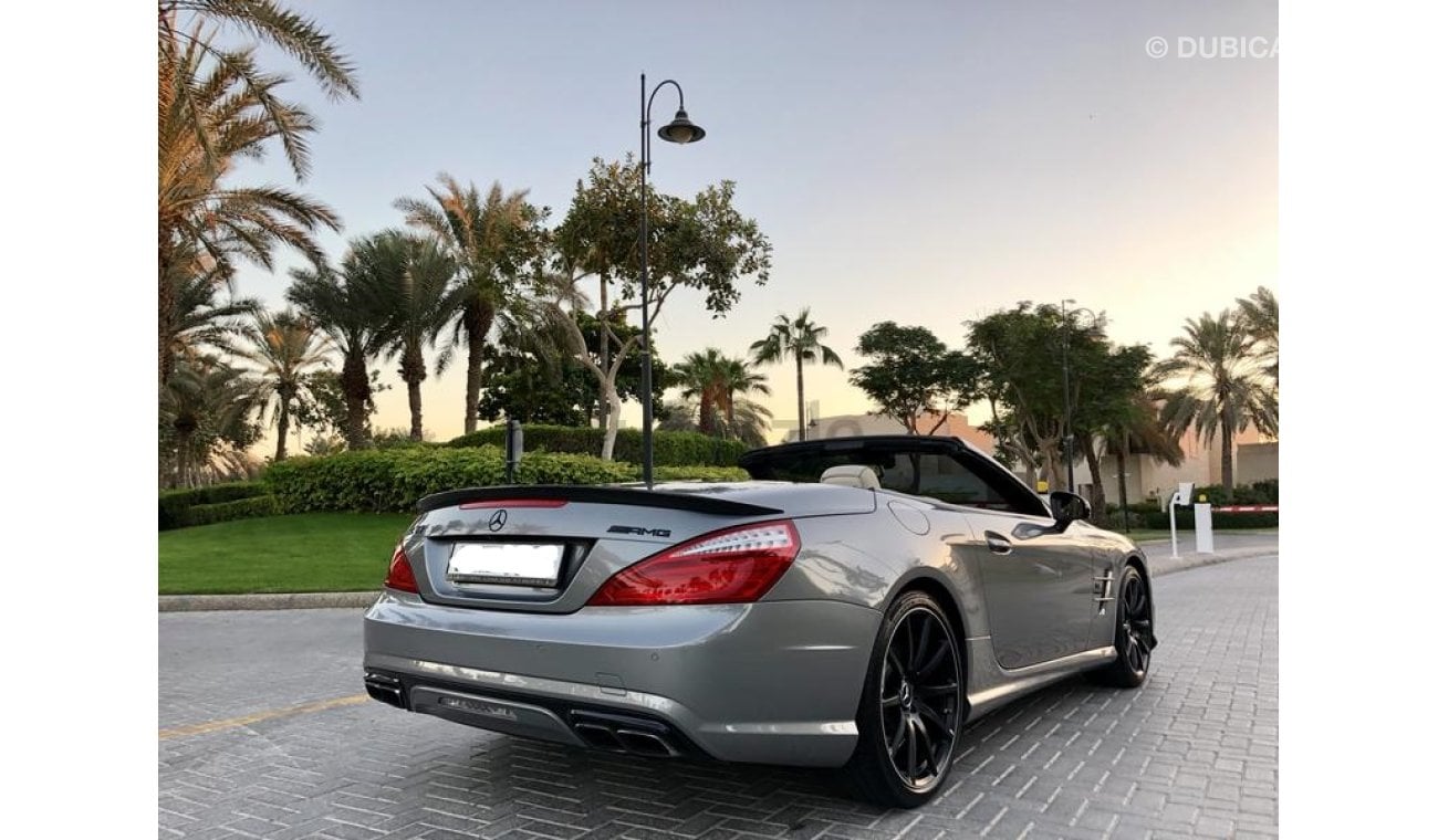 Mercedes-Benz SL 63 AMG Performance Package