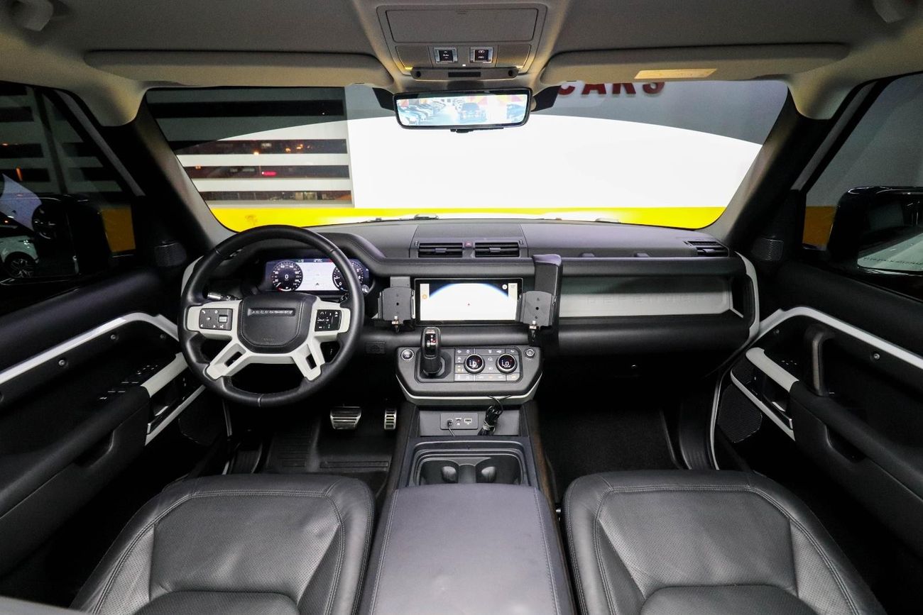 Land Rover Defender L663