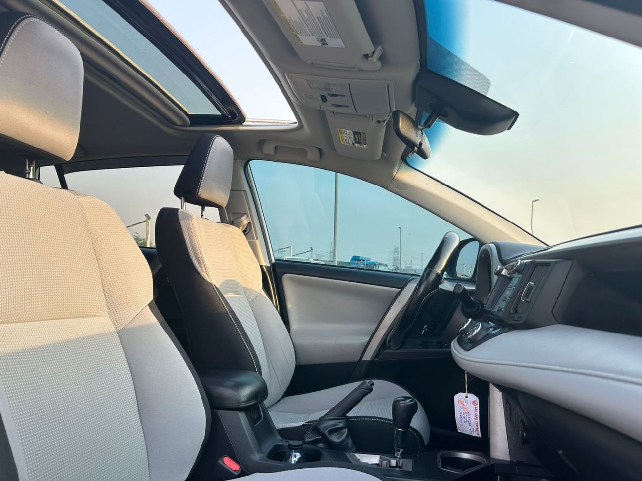 تويوتا راف ٤ 2018 Toyota Rav4 Full Option 2.5L V4 - BSM Radar - AWD 4x4 - Alloy Rim