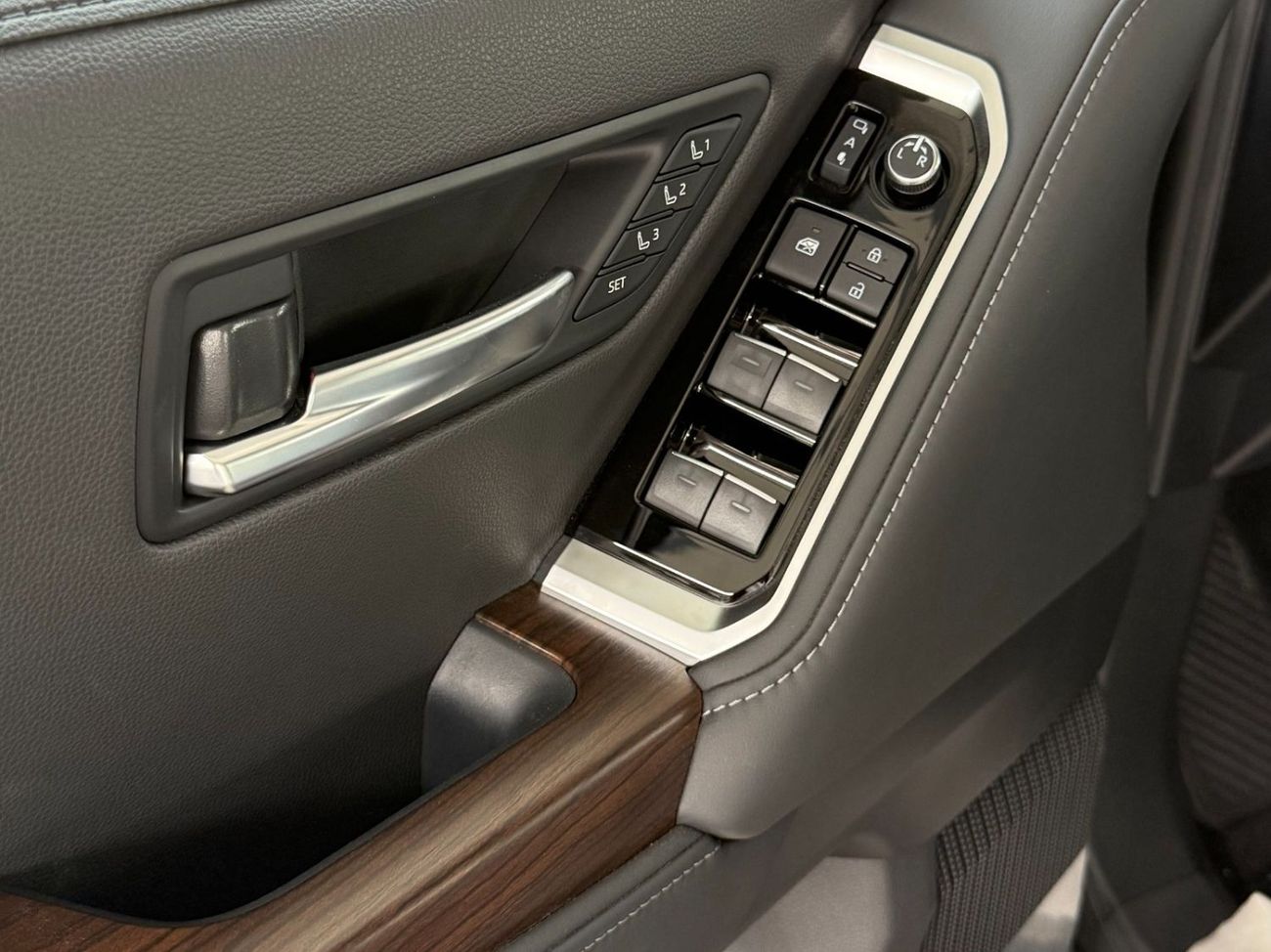 Toyota Land Cruiser 2026 VX-high DIESEL 3.3 TWIN TURBO FULL **EXPORT ONLY**التصدير فقط خارج الخليج***