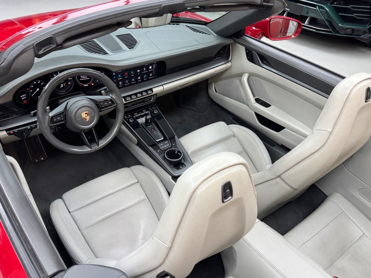 Porsche 911 Carrera 4 3.0L (475 HP) Convertible