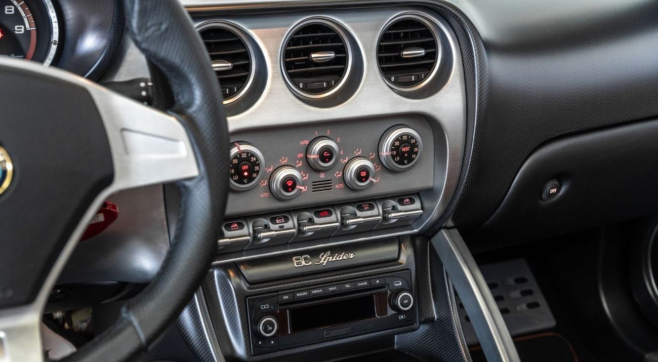 ألفا روميو 8C Spider