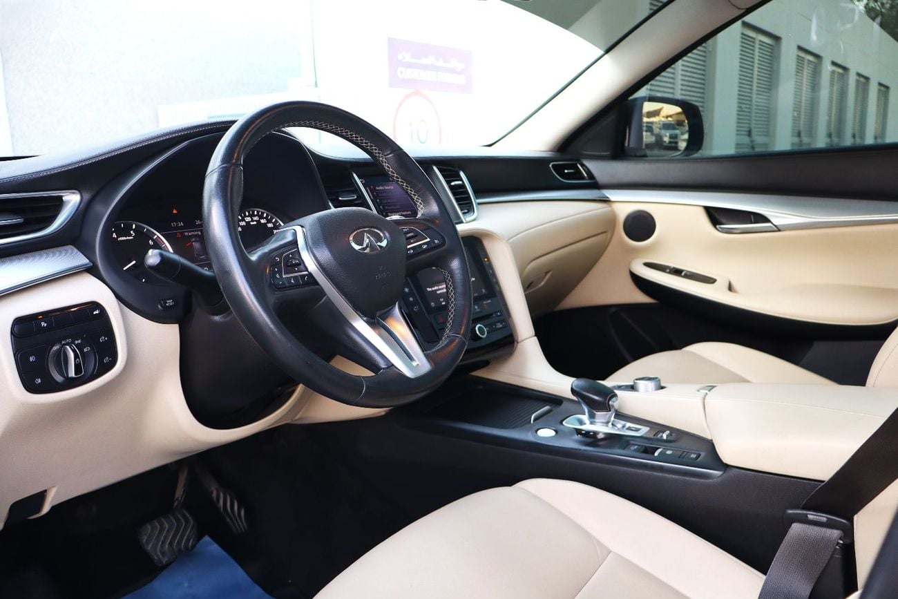 Infiniti QX50 Luxury 2.0L RWD