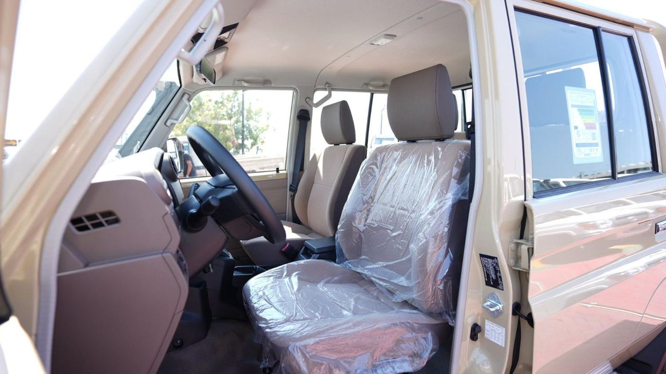 Toyota Land Cruiser Pick Up TOYOTA LC PICKUP DOUBLE CABIN 4.0L V6 AUTOMATIC TRANMISSION MODEL 2025 WITH DIFFLOCK
