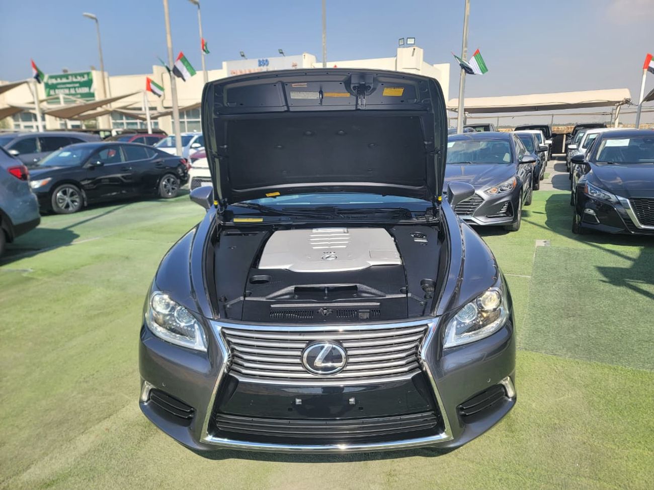 لكزس LS 460 Prestige LWB 5st 4.6L (375 HP)