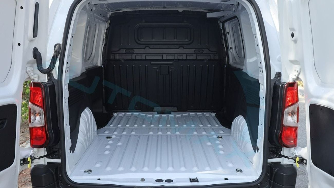 Fiat Doblo L1 Van 1.6L FWD 2025 GCC 0Km With 5 Years Or 100,000 Km Warranty @Official Dealer