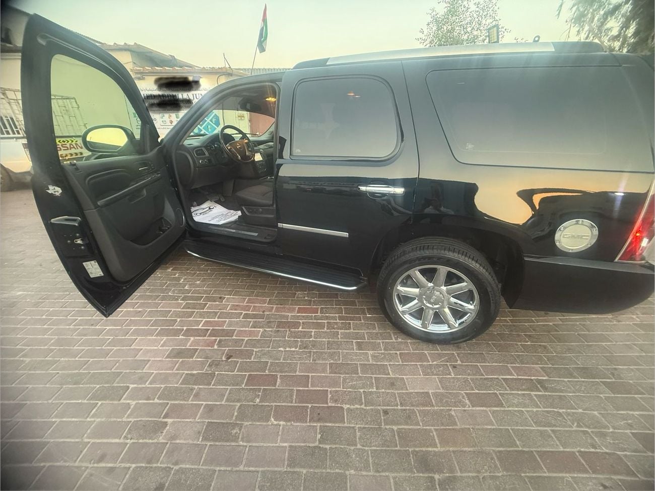 GMC Yukon DENALI