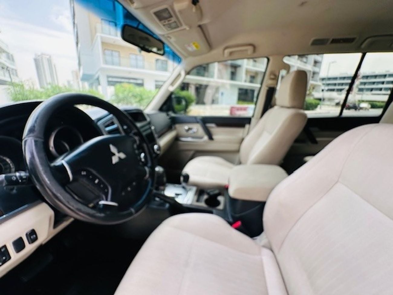 Mitsubishi Pajero GLS MIDLINE