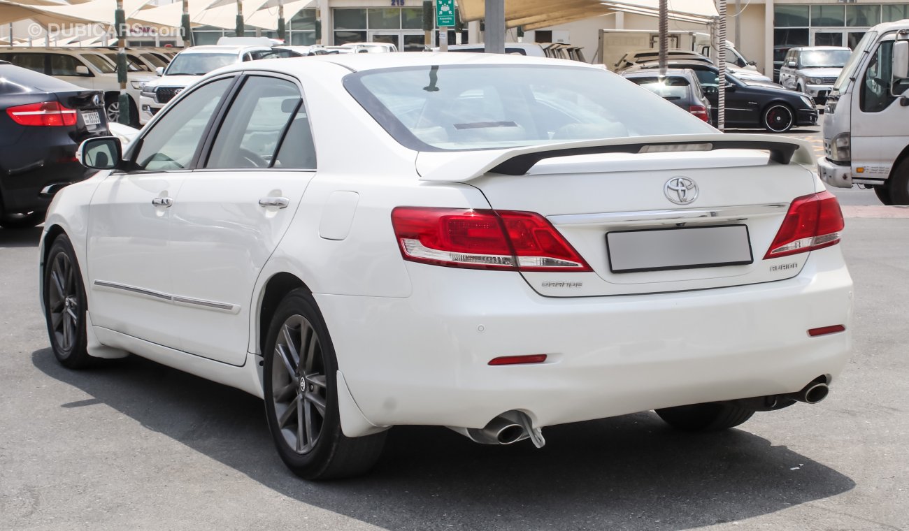 Toyota Aurion