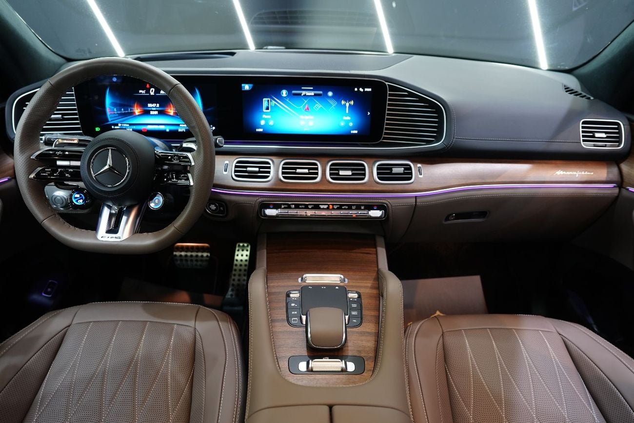مرسيدس بنز GLE 53 AMG 4Matic+, Manufaktur Interior Package, Panoramic Roof, Gargash Warr + Serv!!