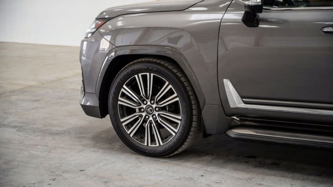 Lexus LX 700h F Sport