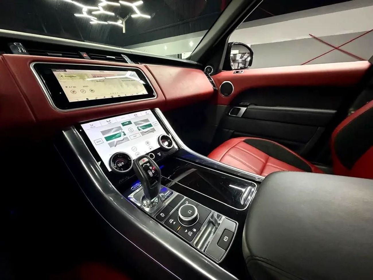 Land Rover Range Rover Sport HSE DYNAMIC