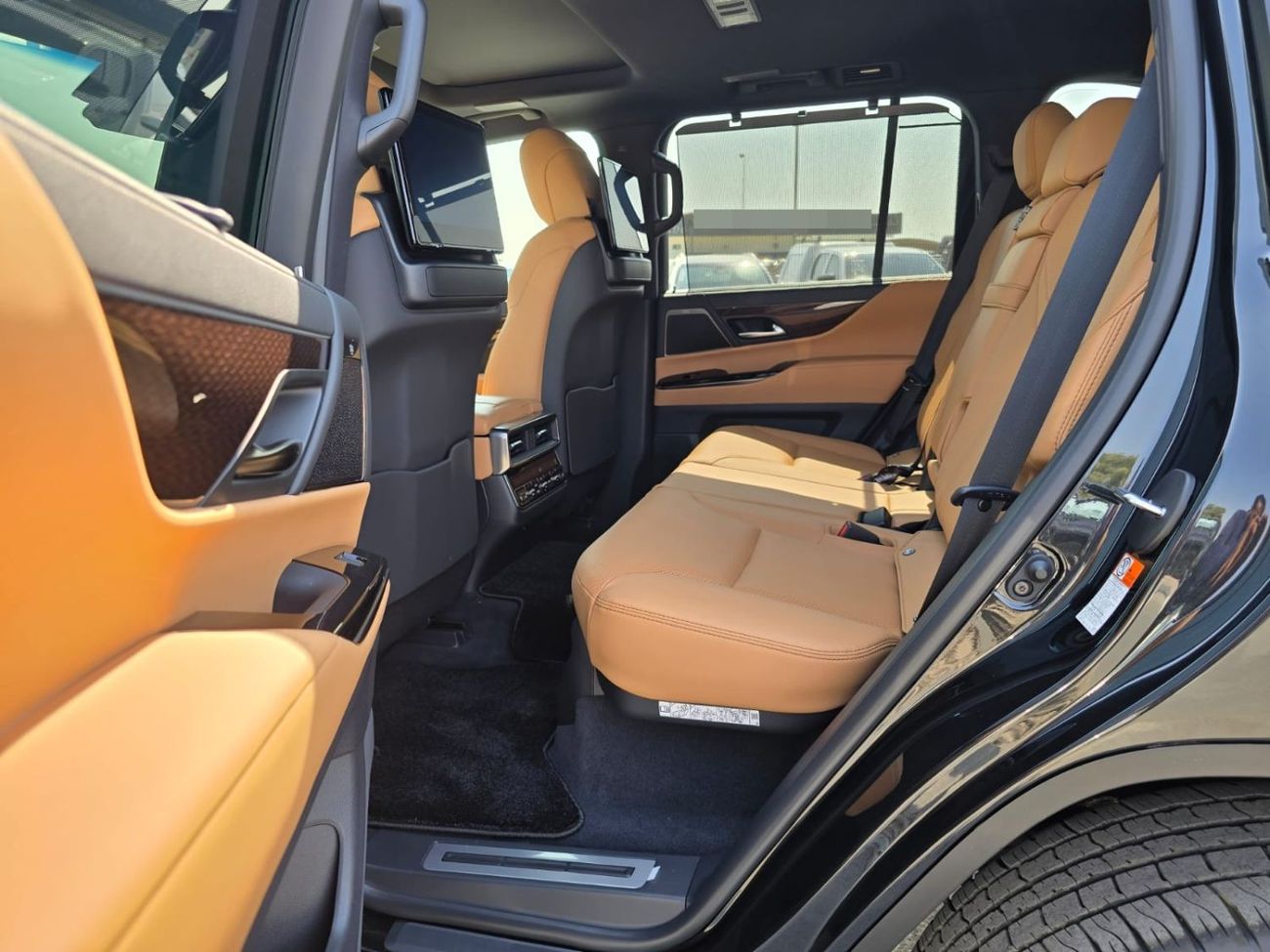 لكزس LX 500 LEXUS LX 500D BRAND NEW SUV RHD 2025 MODEL 3.3 L DIESEL AUTOMATIC(PM04842)