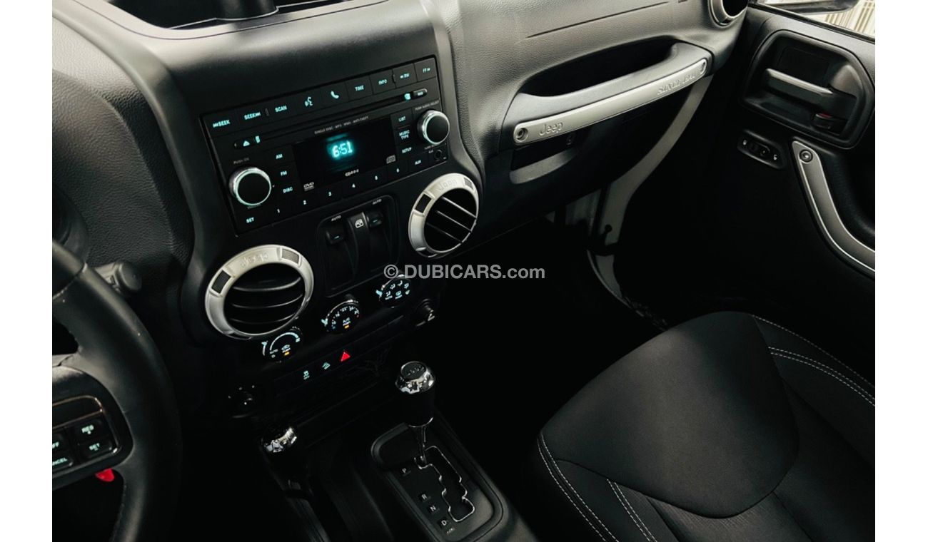 Jeep Wrangler Sahara GCC .. Original Paint .. Perfect Condition .. V6