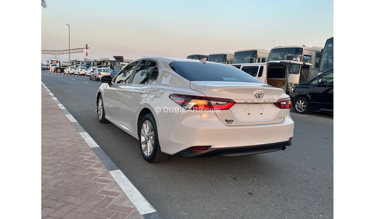 Toyota Camry LE Camry 2022