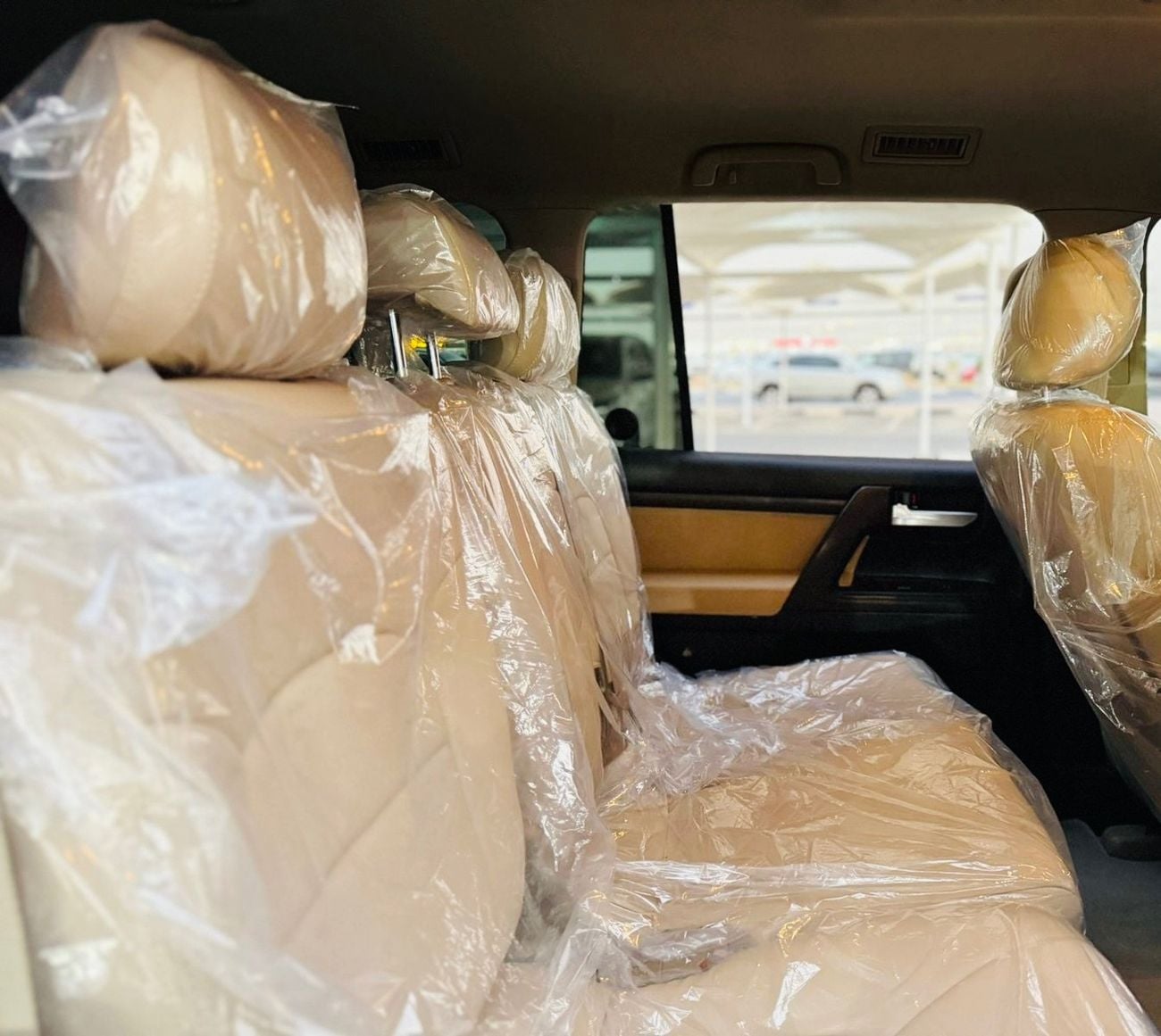 تويوتا لاند كروزر GXR 4.0L (271 HP) 4WD