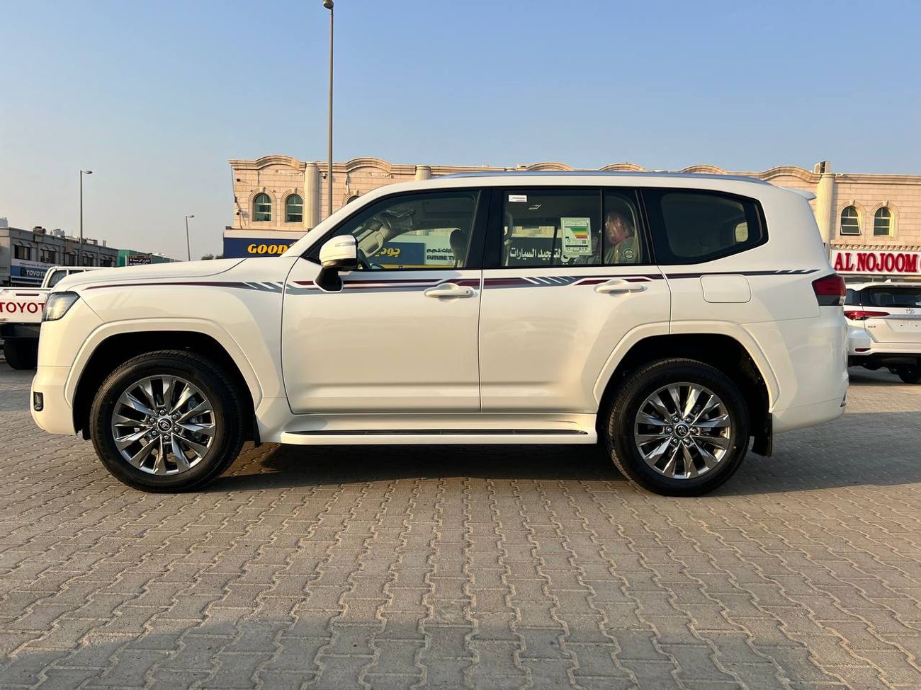 Toyota Land Cruiser GXR 4.0L TOYOTA LAND CRUISER GXR 4.0 L MODEL 2025