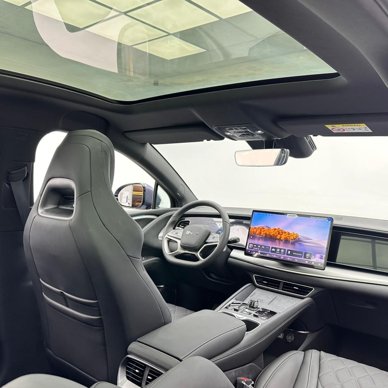 بي واي دي سيليون 7 2026 BYD Sealion 7 Premium, Feb/2032 BYD Warranty, Feb/2034 BYD Battery Warranty, GCC