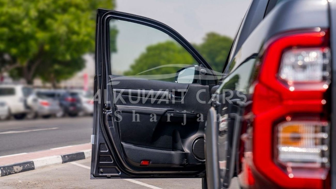 Toyota Hilux Toyota Hilux Adventure 4.0L Petrol AT 4X4 MY2024