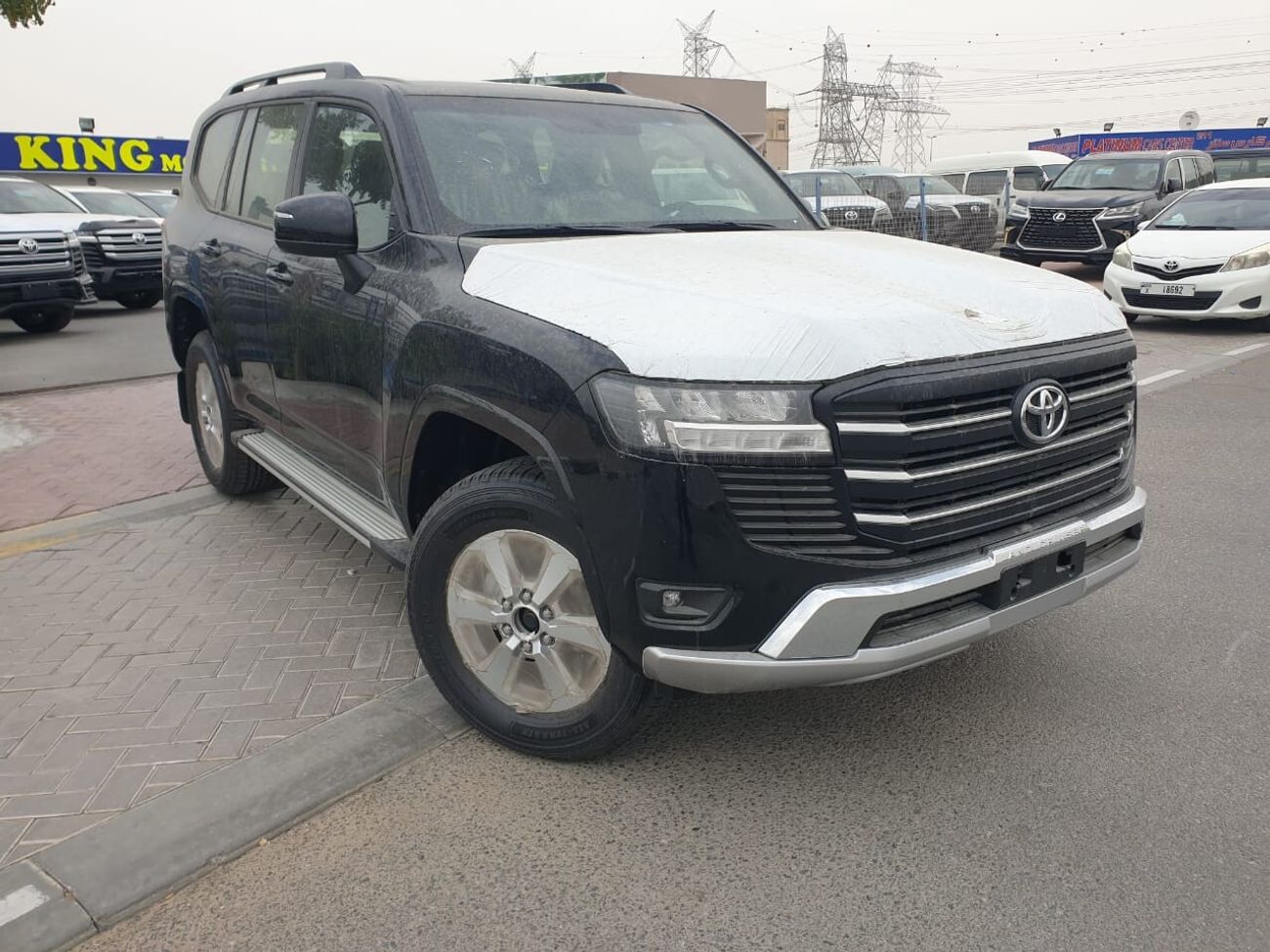 تويوتا لاند كروزر LC300 - GXR - 4.0L - 2024 (PETROL)