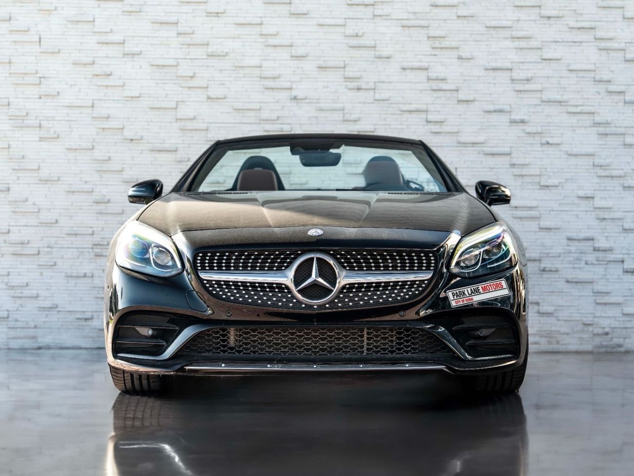 مرسيدس بنز SLC 200 Std 2.0L