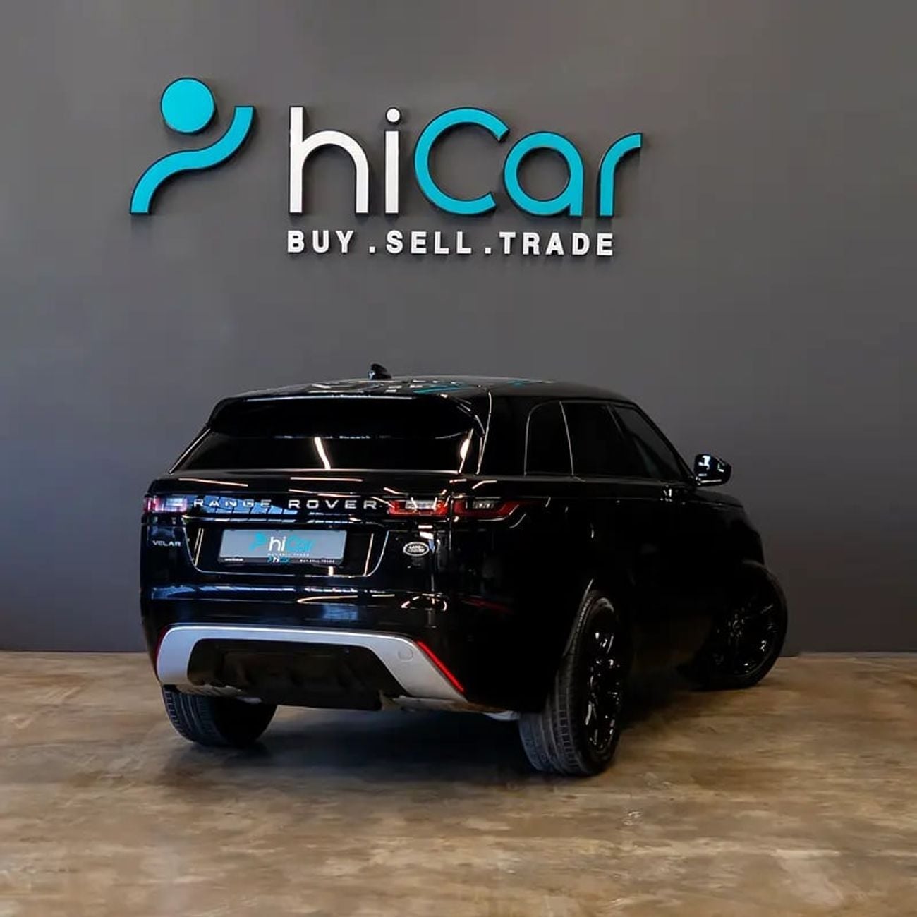 لاند روفر رينج روفر فيلار AED 3,065 p.m • 0% Downpayment • Velar R-Dynamic • 1 Year Warranty • Full Service History