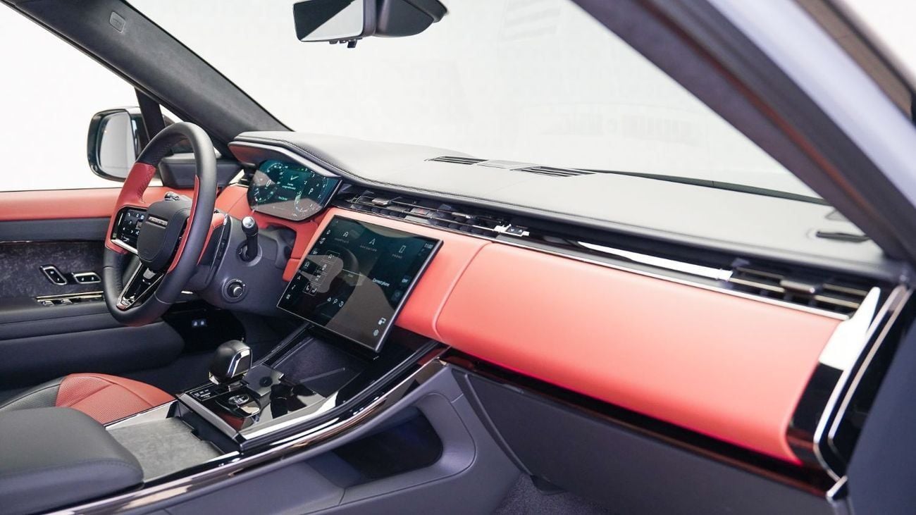 Land Rover Range Rover Sport Range Rover Sport P635 SV Edition Two | AED 14,765 PM | Huge MSRP Saving, Special Paint | Ramadan Of